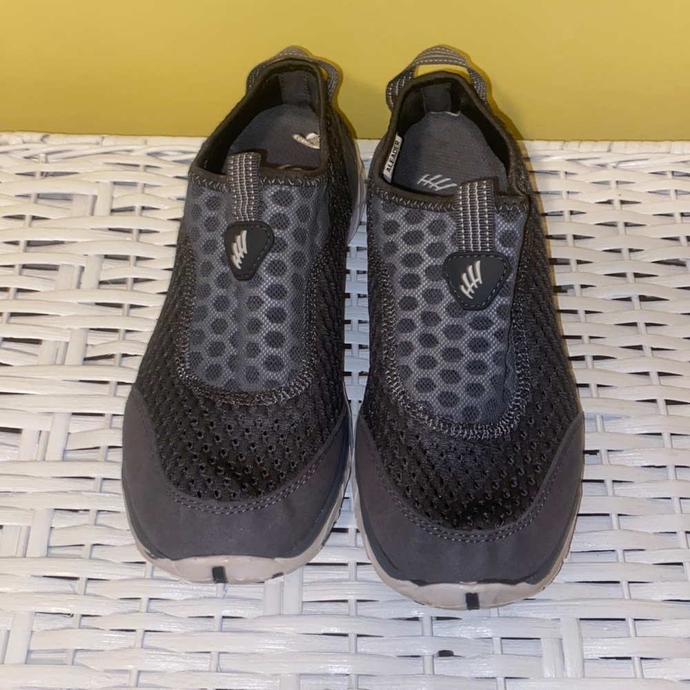 Aleader water shoes